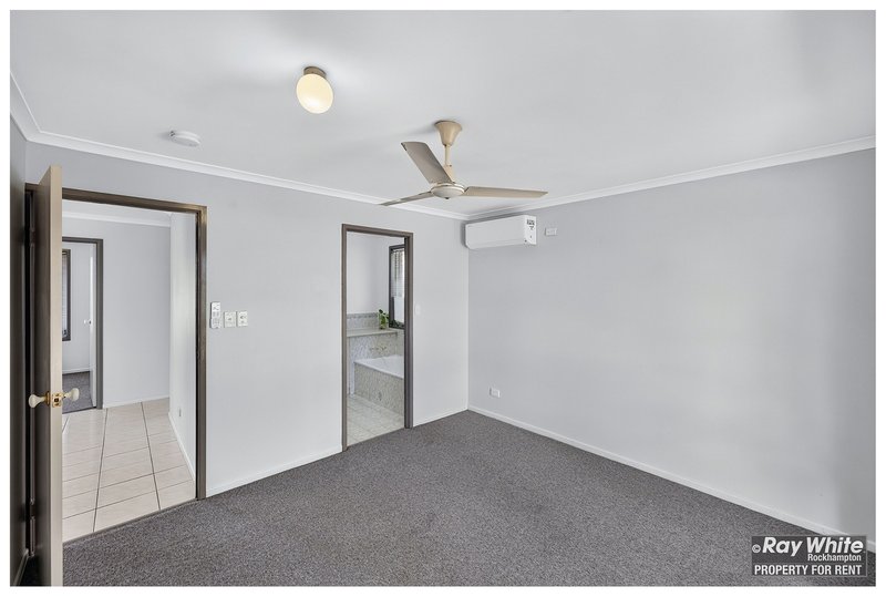 Photo - 22 Davison Street, Gracemere QLD 4702 - Image 11