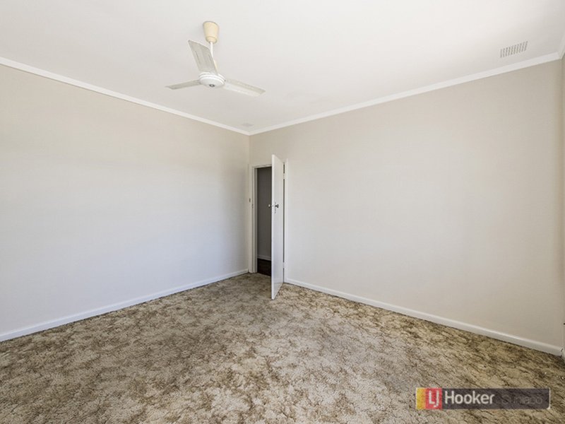 Photo - 22 Davy Street, Alfred Cove WA 6154 - Image 11