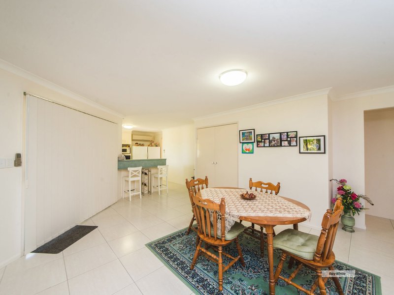 Photo - 22 Dawn Close, Rockyview QLD 4701 - Image 5