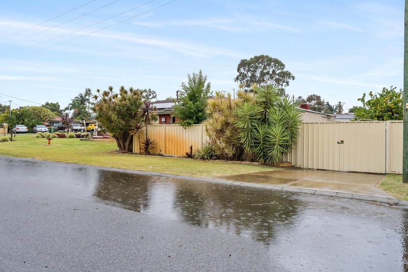Photo - 22 Dawson Way, Parmelia WA 6167 - Image 3