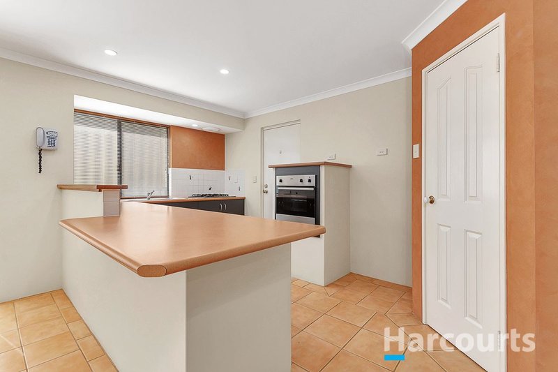 Photo - 22 De Crillon Way, Currambine WA 6028 - Image 4