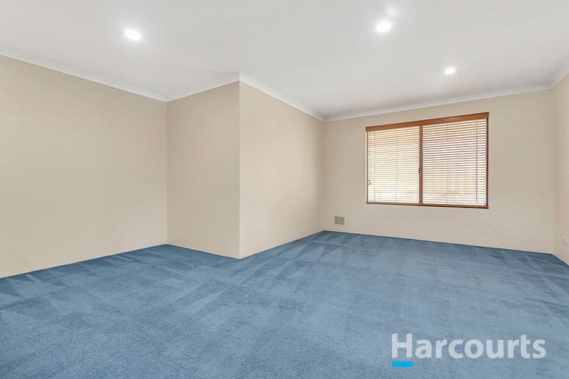 Photo - 22 De Crillon Way, Currambine WA 6028 - Image 15