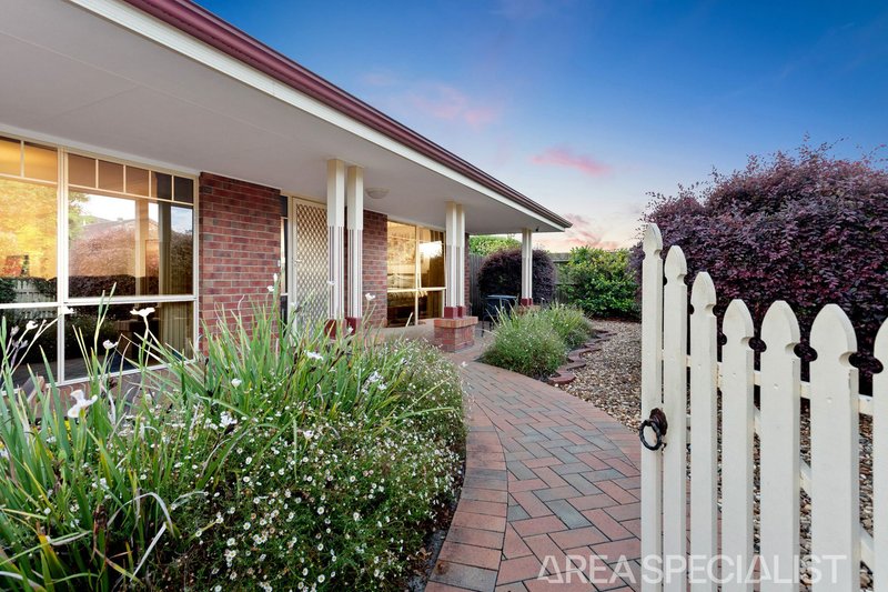 Photo - 22 Delgany Rise, Langwarrin VIC 3910 - Image 2