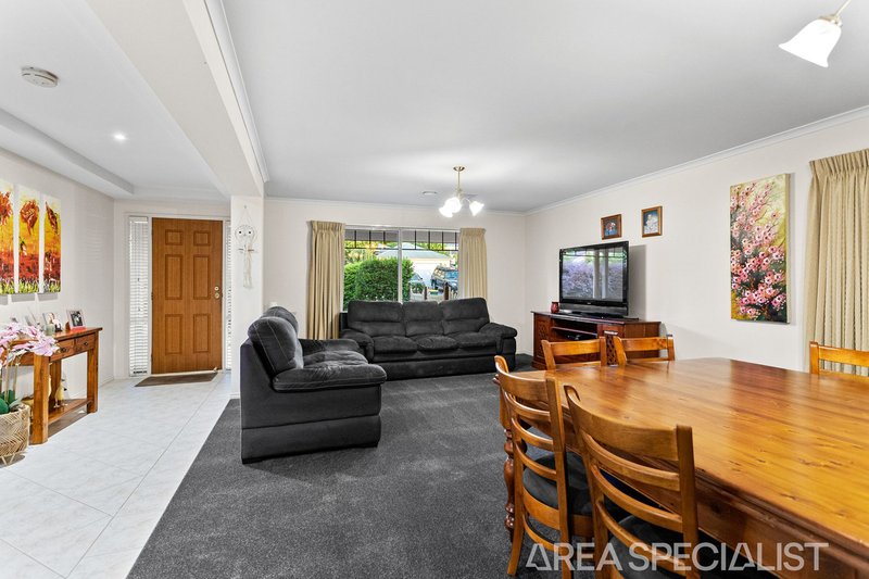 Photo - 22 Delgany Rise, Langwarrin VIC 3910 - Image 15