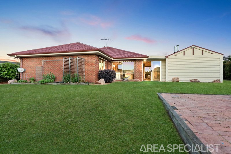 Photo - 22 Delgany Rise, Langwarrin VIC 3910 - Image 22