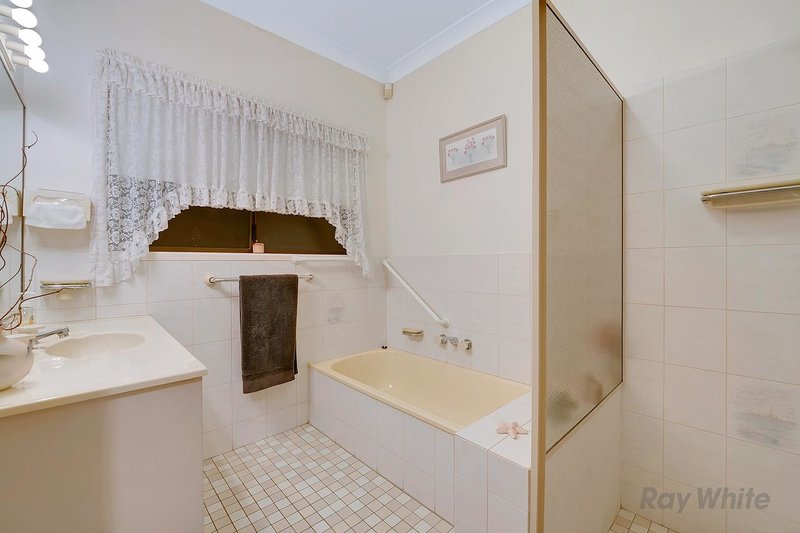 Photo - 22 Demigre Street, Eight Mile Plains QLD 4113 - Image 12