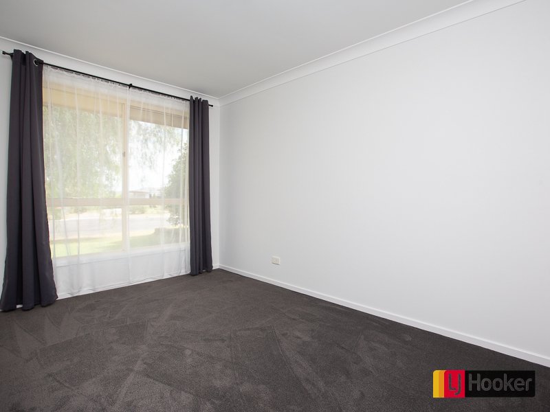 Photo - 22 Dewhurst Street, West Tamworth NSW 2340 - Image 6