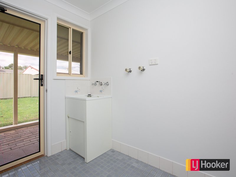 Photo - 22 Dewhurst Street, West Tamworth NSW 2340 - Image 9