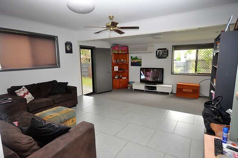 Photo - 22 Diamond Street, Caboolture QLD 4510 - Image 4