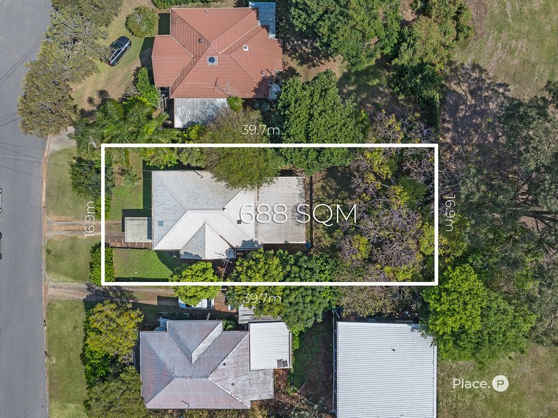 22 Diamond Street, Holland Park QLD 4121