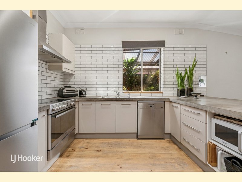 Photo - 22 Dingera Avenue, North Plympton SA 5037 - Image 6