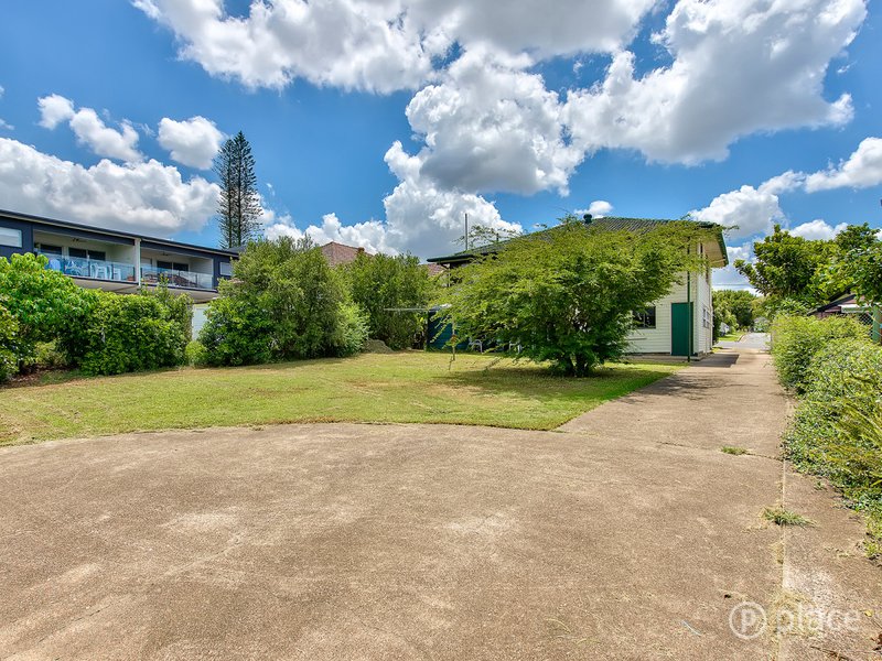 Photo - 22 Dinmore Street, Moorooka QLD 4105 - Image 11