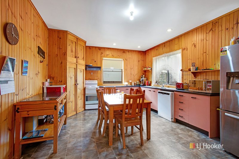 Photo - 22 Dodgin Street, Wynyard TAS 7325 - Image 3