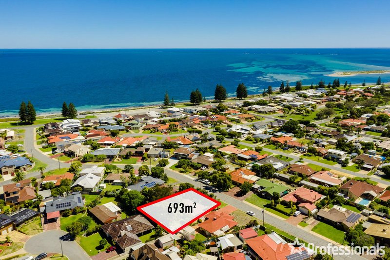 22 Donald Drive, Safety Bay WA 6169