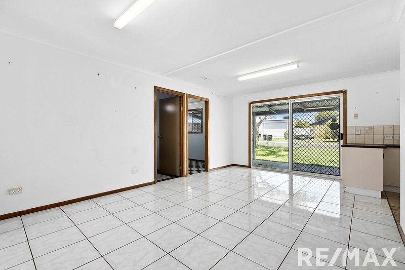 Photo - 22 Drummond Street, Urangan QLD 4655 - Image 5