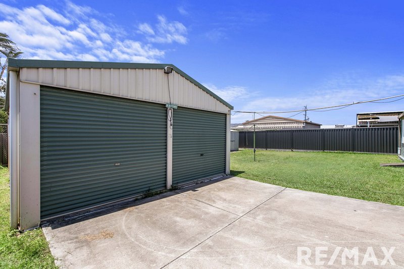 Photo - 22 Drummond Street, Urangan QLD 4655 - Image 12