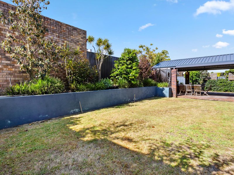 Photo - 22 Earlston Place, Booragoon WA 6154 - Image 17