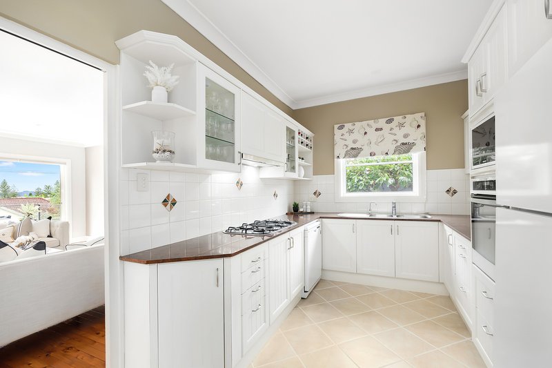 Photo - 22 Eastbank Avenue, Collaroy NSW 2097 - Image 5
