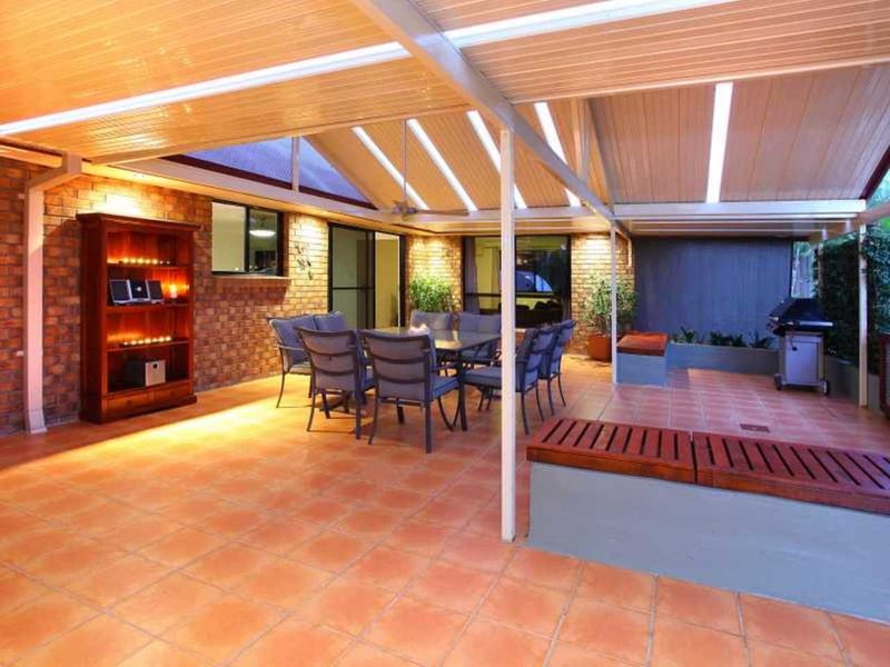 Photo - 22 Easter Crescent, Pacific Pines QLD 4211 - Image 14