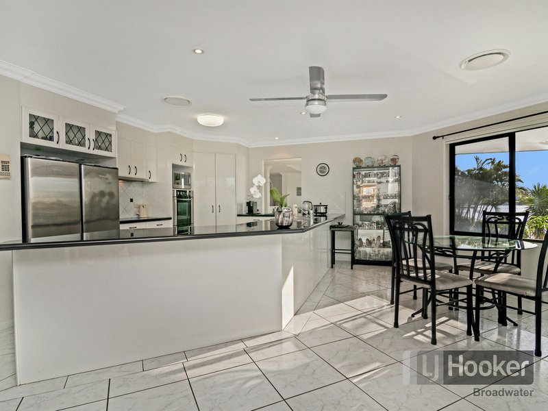 Photo - 22 Eastpark Waters, Helensvale QLD 4212 - Image 4