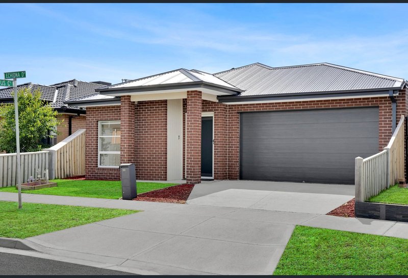 Photo - 22 Echidna Drive, Beveridge VIC 3753 - Image 2