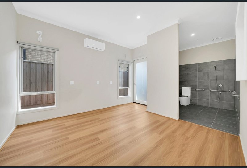 Photo - 22 Echidna Drive, Beveridge VIC 3753 - Image 6