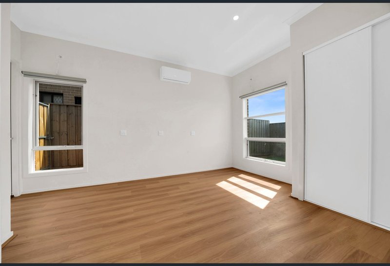 Photo - 22 Echidna Drive, Beveridge VIC 3753 - Image 8