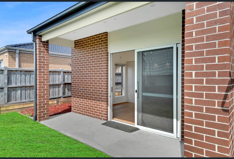 Photo - 22 Echidna Drive, Beveridge VIC 3753 - Image 16