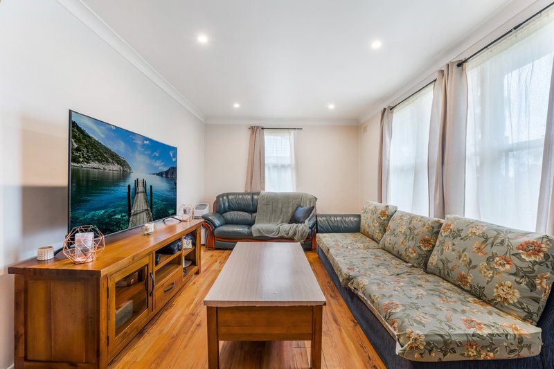 Photo - 22 Edgeworth Place, Cartwright NSW 2168 - Image 4