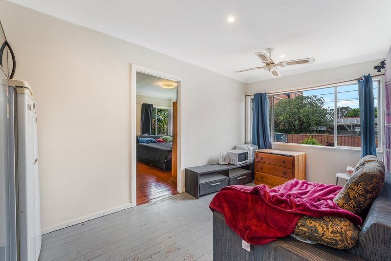 Photo - 22 Edgeworth Place, Cartwright NSW 2168 - Image 7