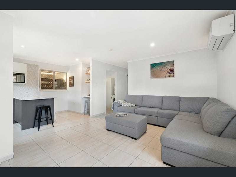 Photo - 22 Egerton Street, Southport QLD 4215 - Image 8