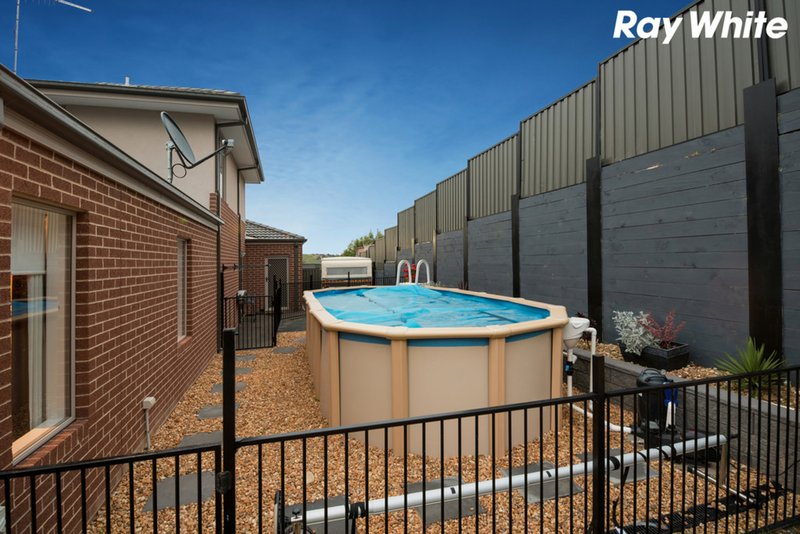 Photo - 22 Eliza Heights, Pakenham VIC 3810 - Image 19