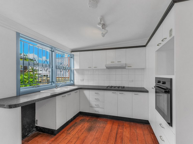 Photo - 22 Elliott Street, Kangaroo Point QLD 4169 - Image 4