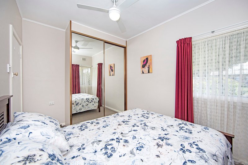 Photo - 22 Elua Avenue, Budgewoi NSW 2262 - Image 6