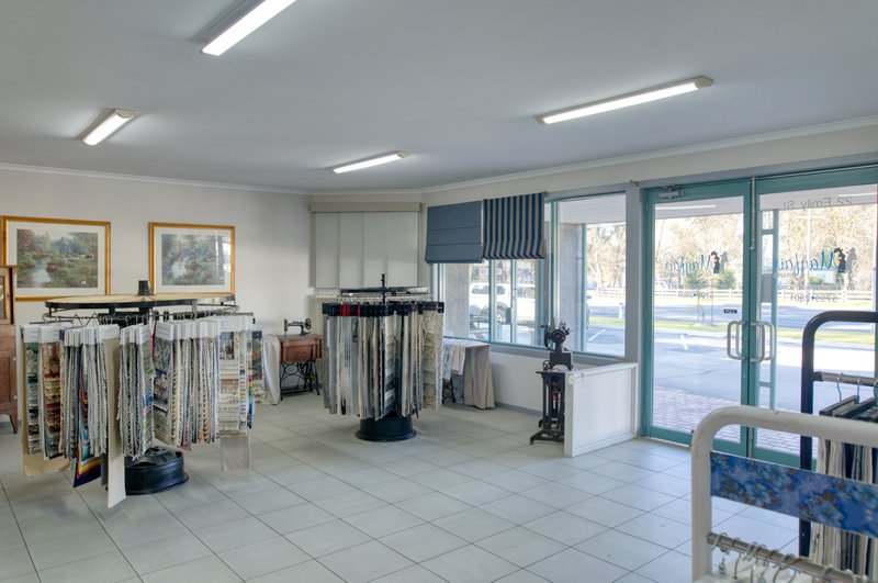 Photo - 22 Emily Street, Seymour VIC 3660 - Image 5