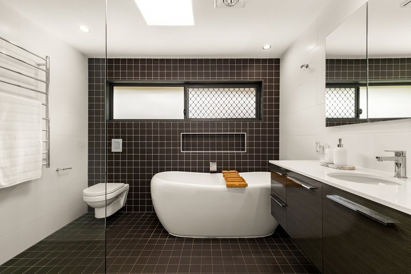Photo - 22 Eppalong Street, The Gap QLD 4061 - Image 16