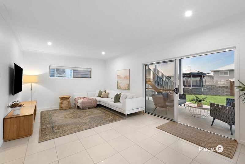 Photo - 22 Erica Street, Cannon Hill QLD 4170 - Image 16