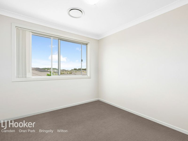 Photo - 22 Evans Street, Oran Park NSW 2570 - Image 6