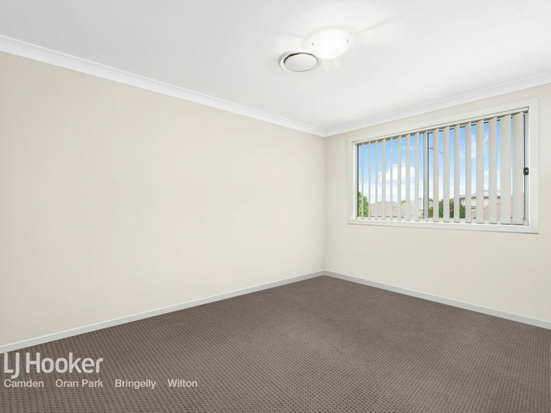 Photo - 22 Evans Street, Oran Park NSW 2570 - Image 8