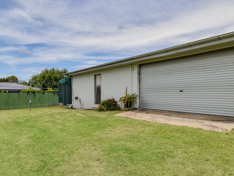 Photo - 22 Evenden Street, Warwick QLD 4370 - Image 11