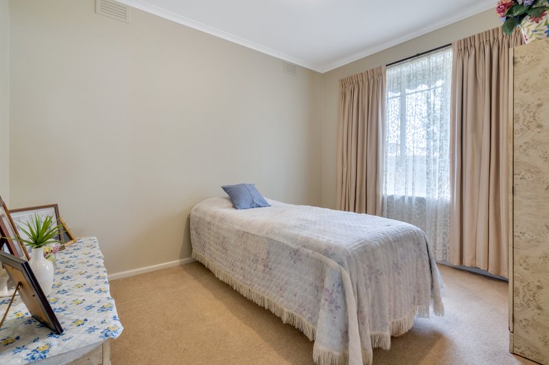 Photo - 22 Everitt Street, Hadfield VIC 3046 - Image 12