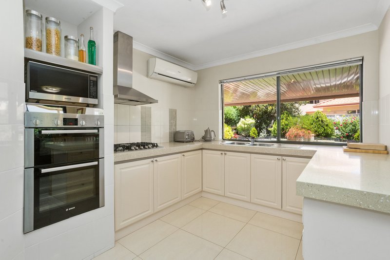 Photo - 22 Fairbairn Road, Coogee WA 6166 - Image 3