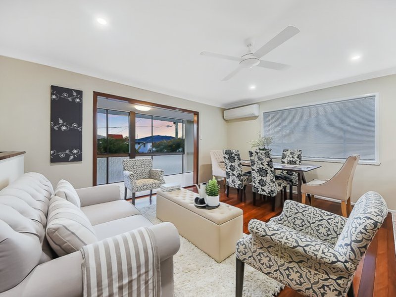 Photo - 22 Fairlane Street, Chermside West QLD 4032 - Image 6