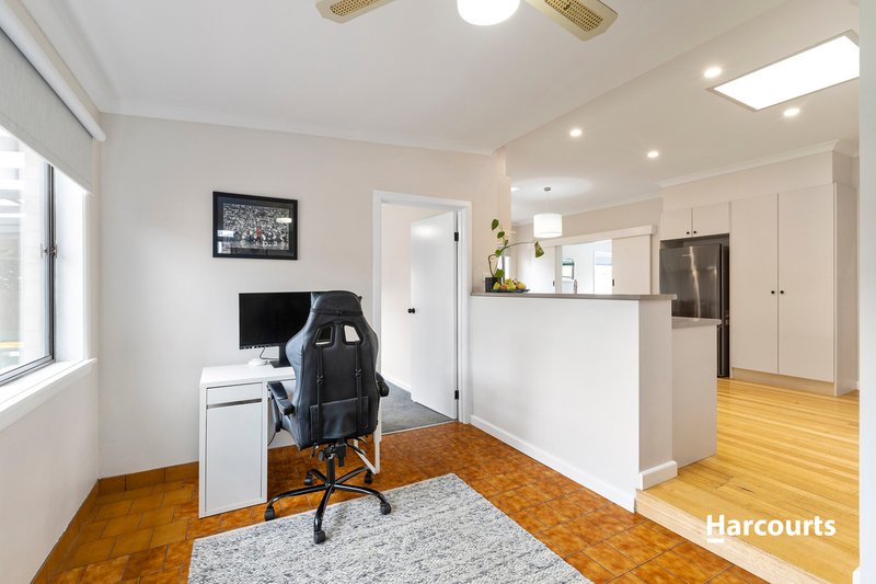 Photo - 22 Fairlie Street, Hamlyn Heights VIC 3215 - Image 5