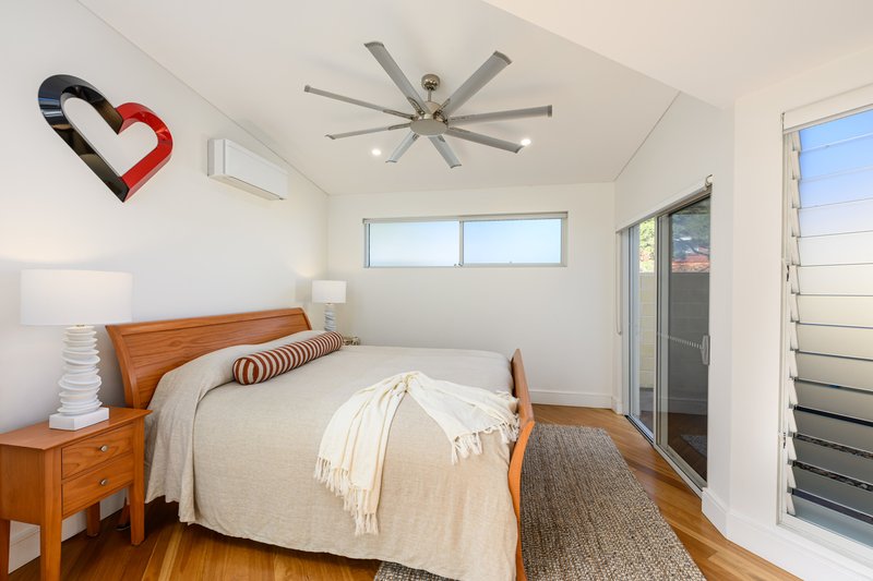 Photo - 22 Faye Avenue, Blakehurst NSW 2221 - Image 8