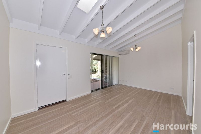 Photo - 2/2 Fenton Street, Mundaring WA 6073 - Image 3