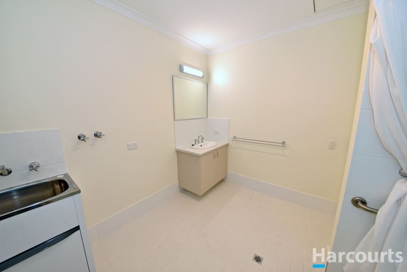 Photo - 2/2 Fenton Street, Mundaring WA 6073 - Image 12