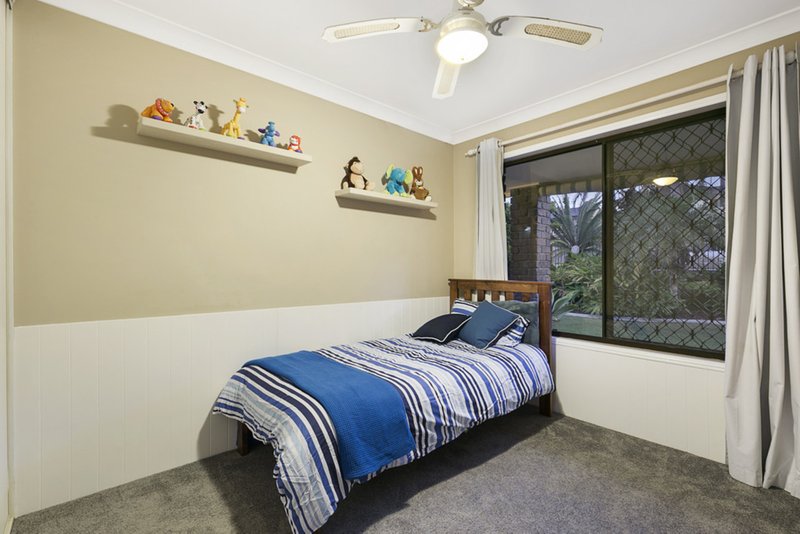 Photo - 22 Ferndown Street, Alexandra Hills QLD 4161 - Image 13