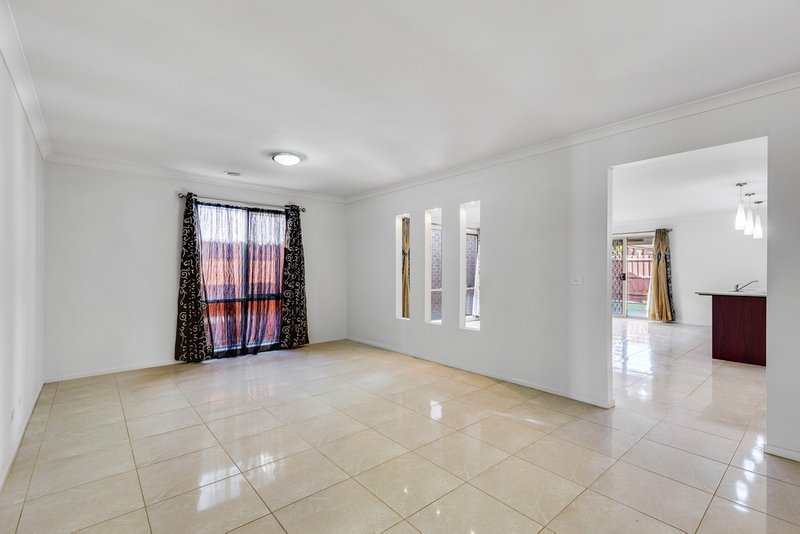 Photo - 22 Fertile Street, Epping VIC 3076 - Image 3