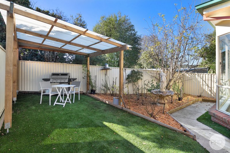 Photo - 2/2 Finley Court, Mount Clear VIC 3350 - Image 14